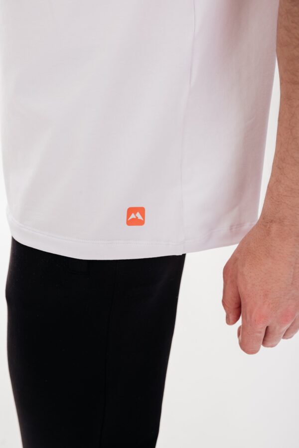 Футболка хлопковая Линии высоты белая мужская