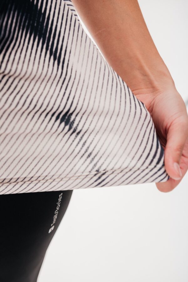 Футболка Блики женская