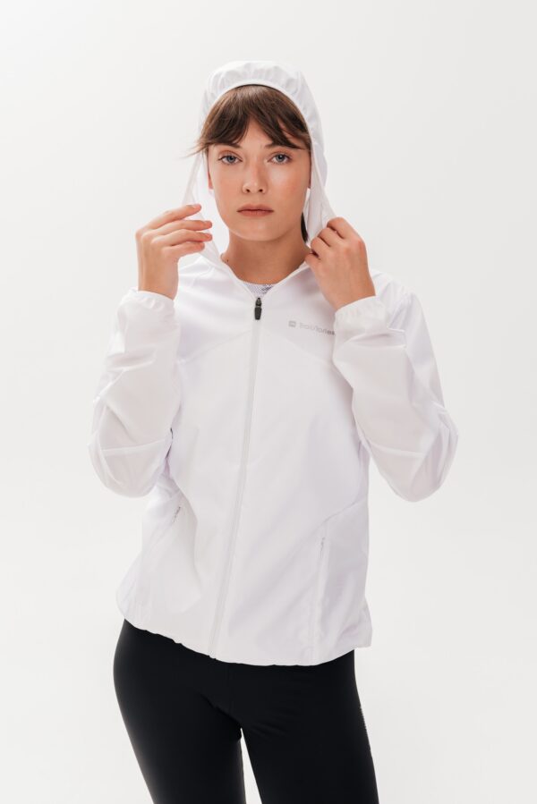 Ветровка белая женская