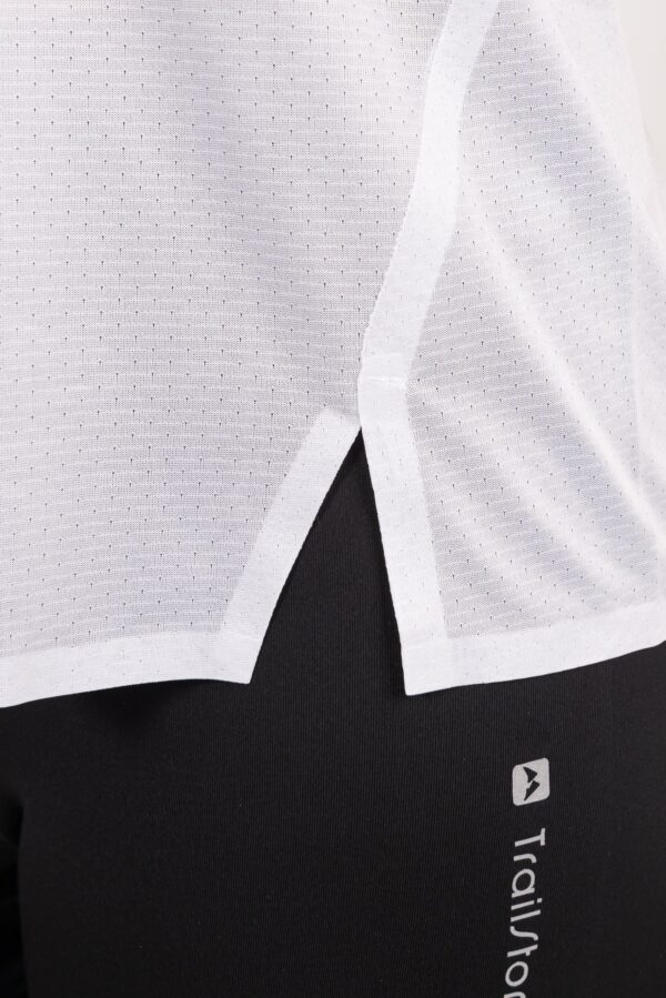 Майка RUN белая женская